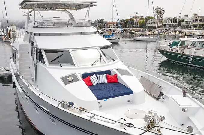 Sun deck and bow lounge areas