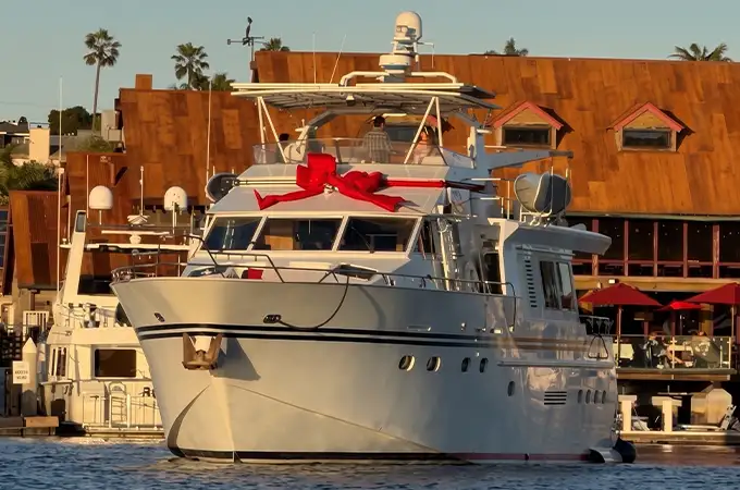 Newport Beach Christmas Boat Parade yacht deal